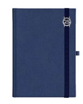 Kalendarz A4 2026 Cross z gumką i ażurową datowką układ stron tygodniowy papier kremowy kolor okładki granatowy