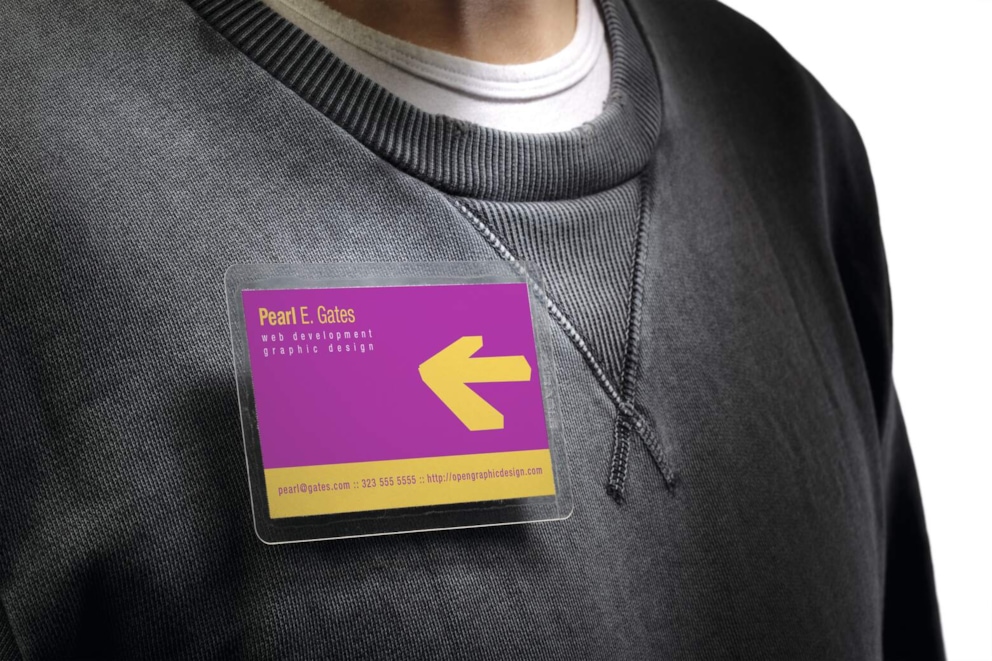 Identyfikator samolaminujący z samoprzylepnym kombi-klipem. 54x90 mm przezroczysty op. (25 szt.)