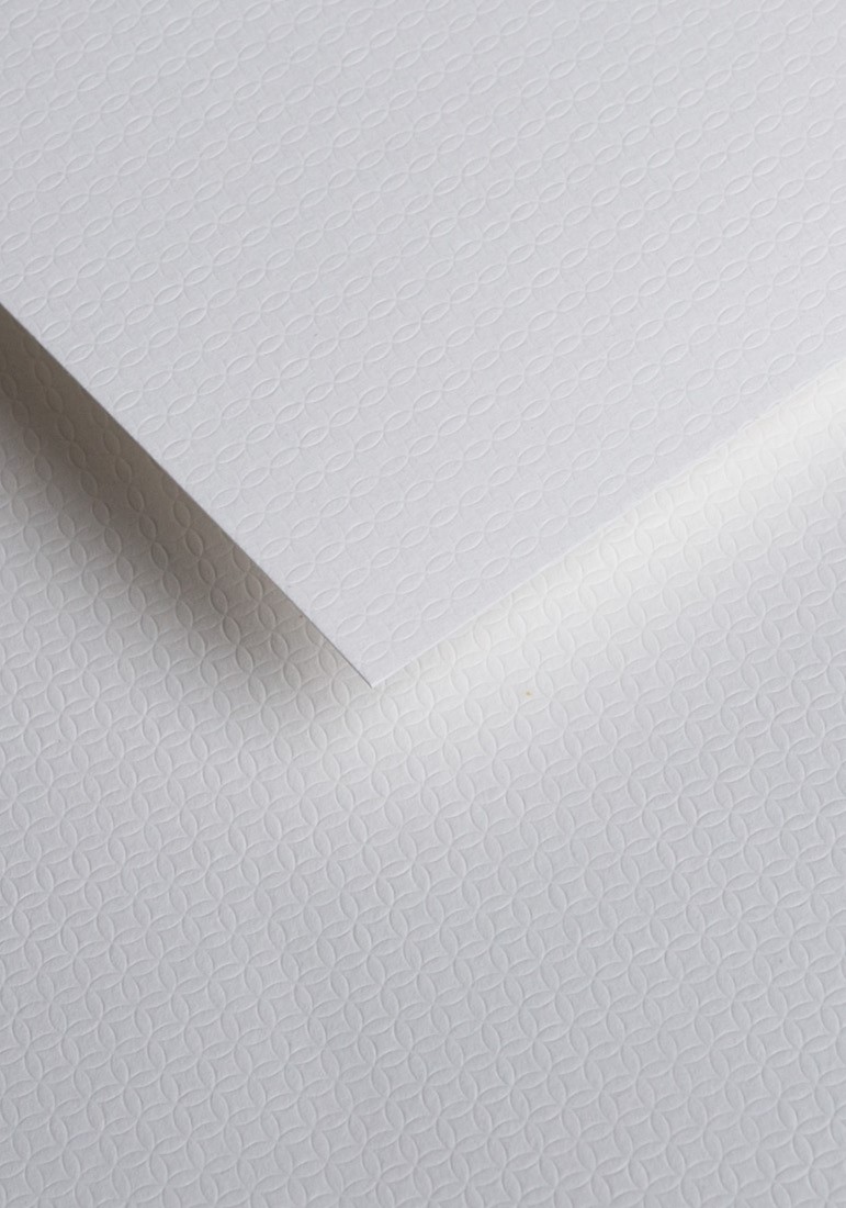 O.Papiernia Iluzja 230g/m2 A4 biały 20sztuk